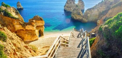 warm places to visit in december