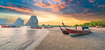 warm places to visit in january