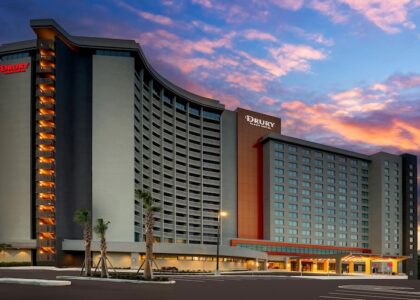 hotel's
